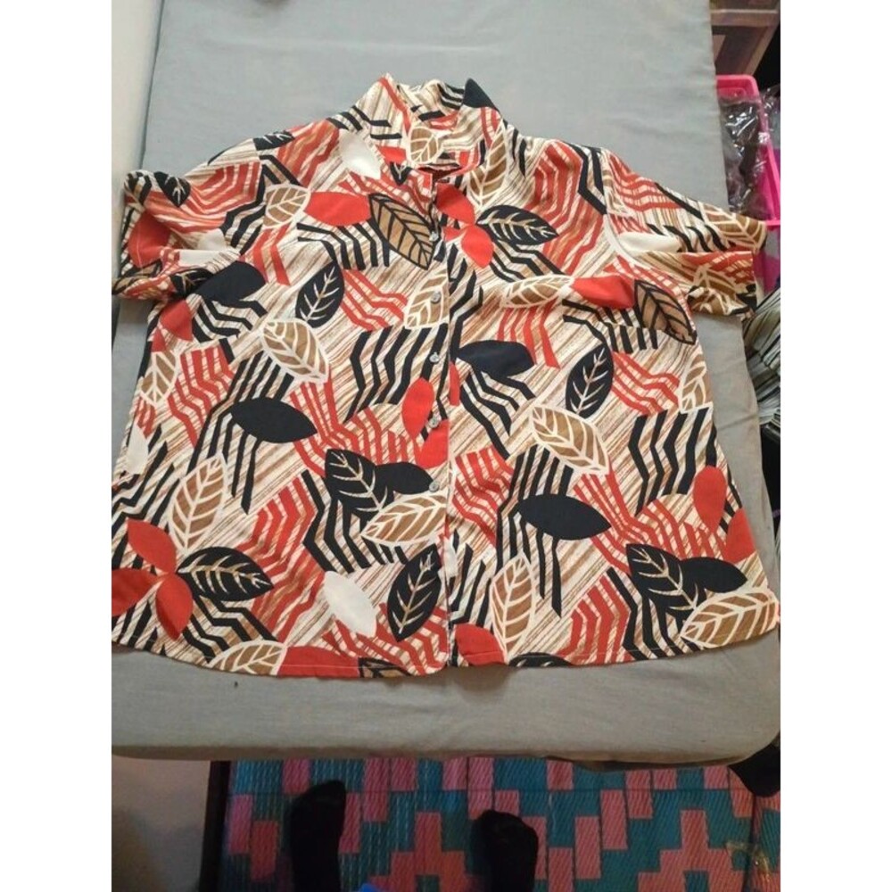 Women's blouse